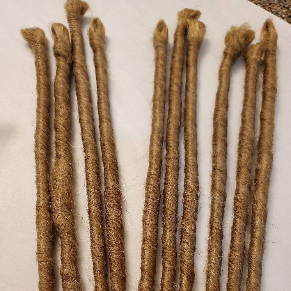 Synthetic blond dreads